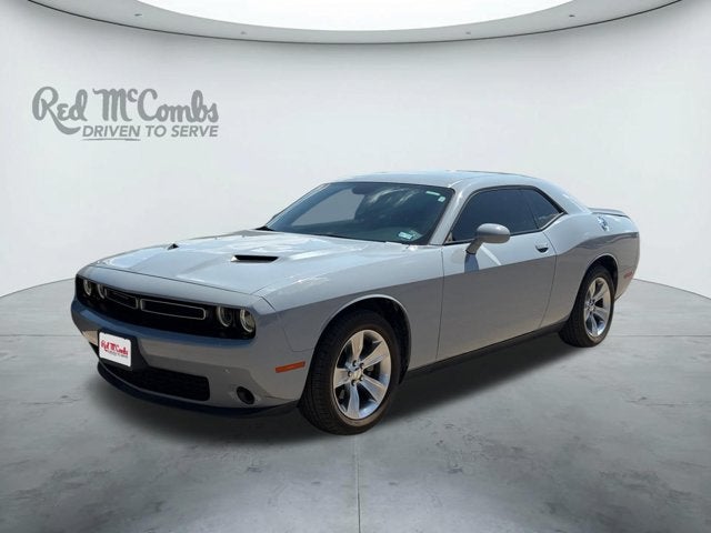 2022 Dodge Challenger SXT