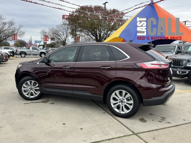 2022 Ford Edge Titanium