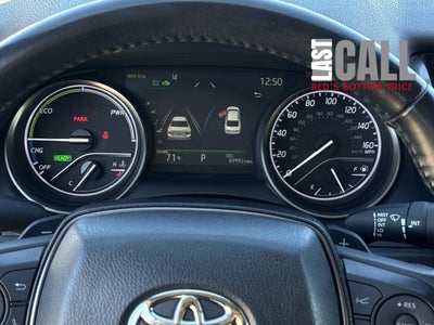 2023 Toyota Camry Hybrid XSE