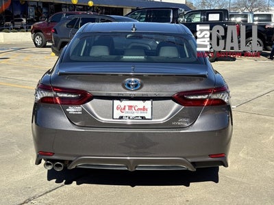 2023 Toyota Camry Hybrid XSE