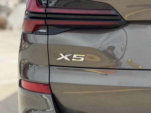 2025 BMW X5 sDrive40i