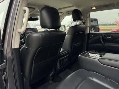 2024 INFINITI QX80 LUXE