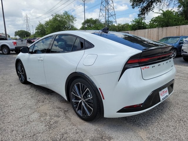 2024 Toyota Prius LE
