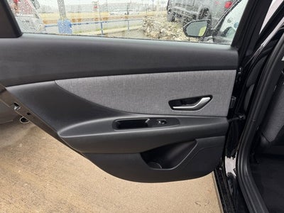 2025 Hyundai Elantra Hybrid Limited