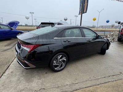 2025 Hyundai Elantra Hybrid Limited