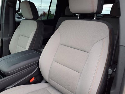 2025 Chevrolet Traverse FWD LT