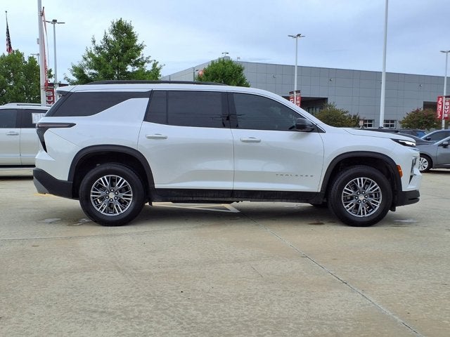 2025 Chevrolet Traverse FWD LT