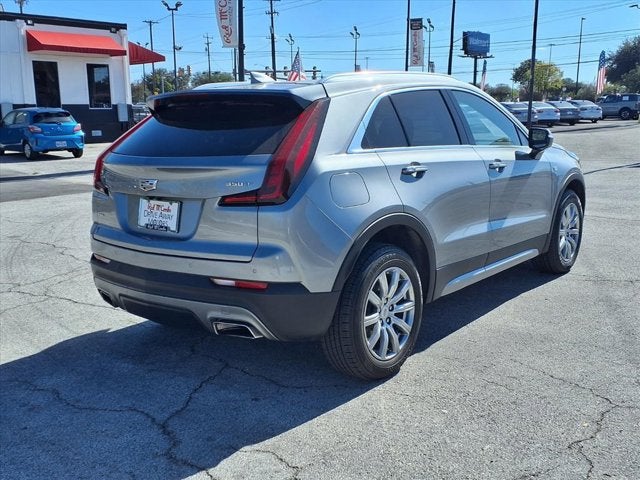 2023 Cadillac XT4 AWD Premium Luxury