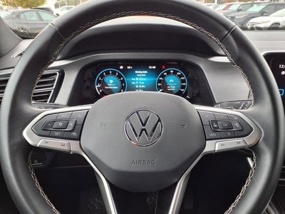 2025 Volkswagen Atlas Cross Sport 2.0T SE w/Technology