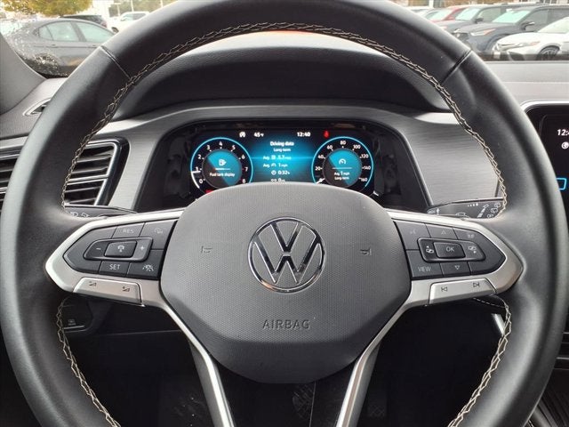 2025 Volkswagen Atlas Cross Sport 2.0T SE w/Technology