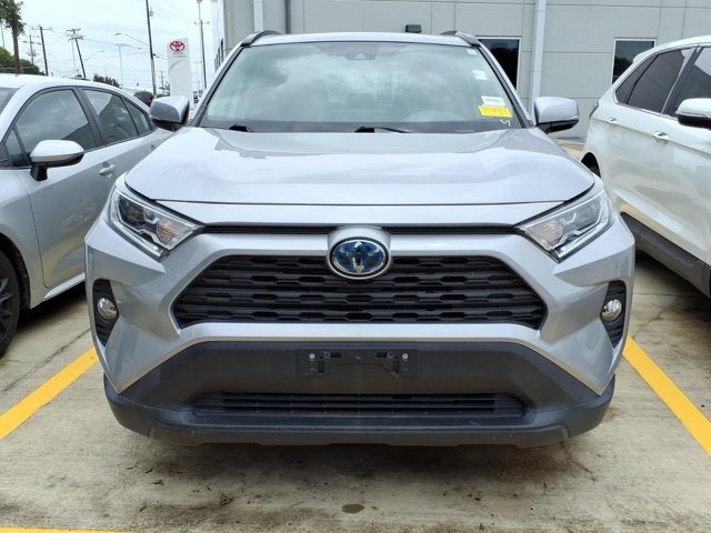 2020 Toyota RAV4 Hybrid XLE