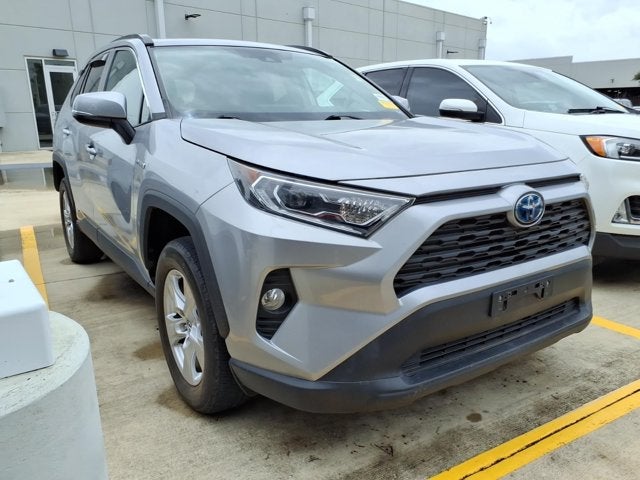 2020 Toyota RAV4 Hybrid XLE