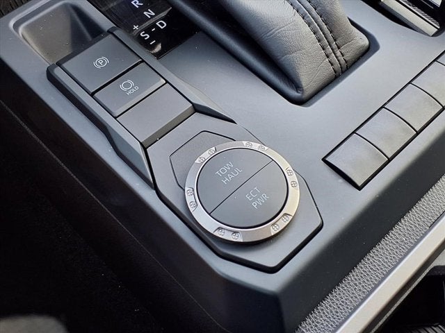 2025 Toyota Tacoma 2WD SR5