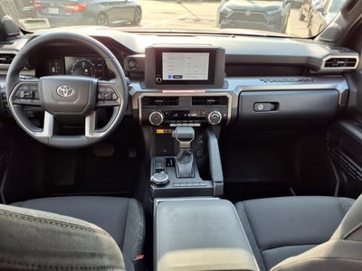 2025 Toyota Tacoma 4WD SR5