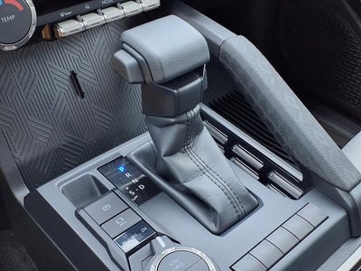 2025 Toyota Tacoma 4WD SR5