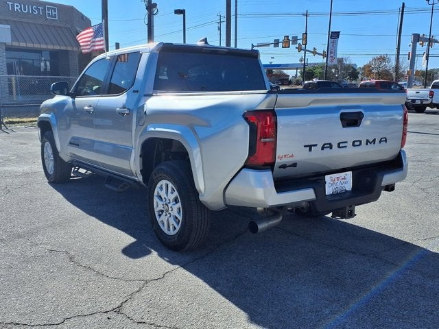 2025 Toyota Tacoma 4WD SR5
