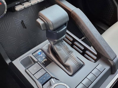 2024 Toyota Tacoma 4WD SR5