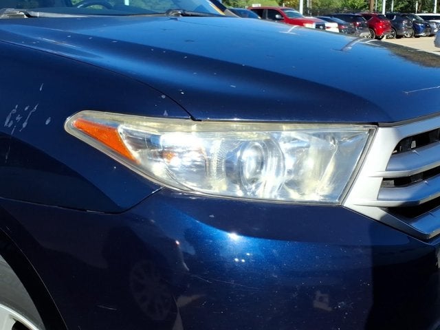 2013 Toyota Highlander 4DR FWD I4 LE