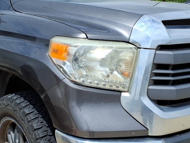 2014 Toyota Tundra 4WD Truck SR5