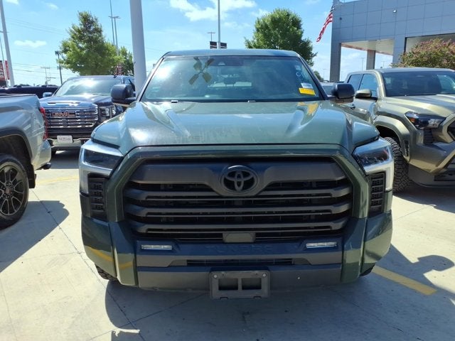 2022 Toyota Tundra 2WD SR5