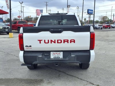 2024 Toyota Tundra 4WD SR5