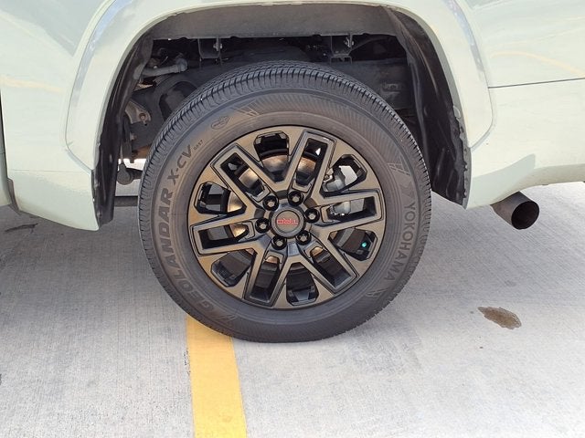 2023 Toyota Tundra 4WD SR5