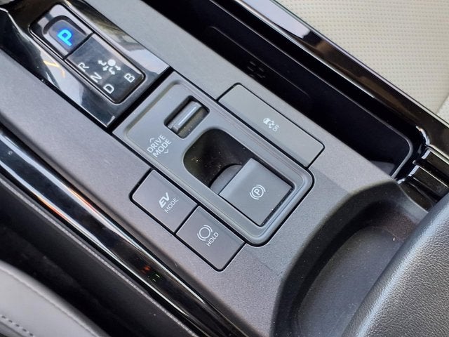 2025 Toyota Prius XLE