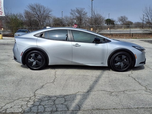 2025 Toyota Prius LE