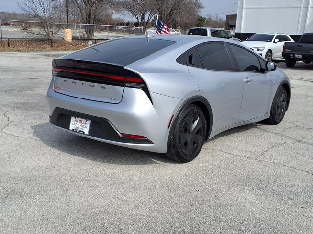 2025 Toyota Prius LE