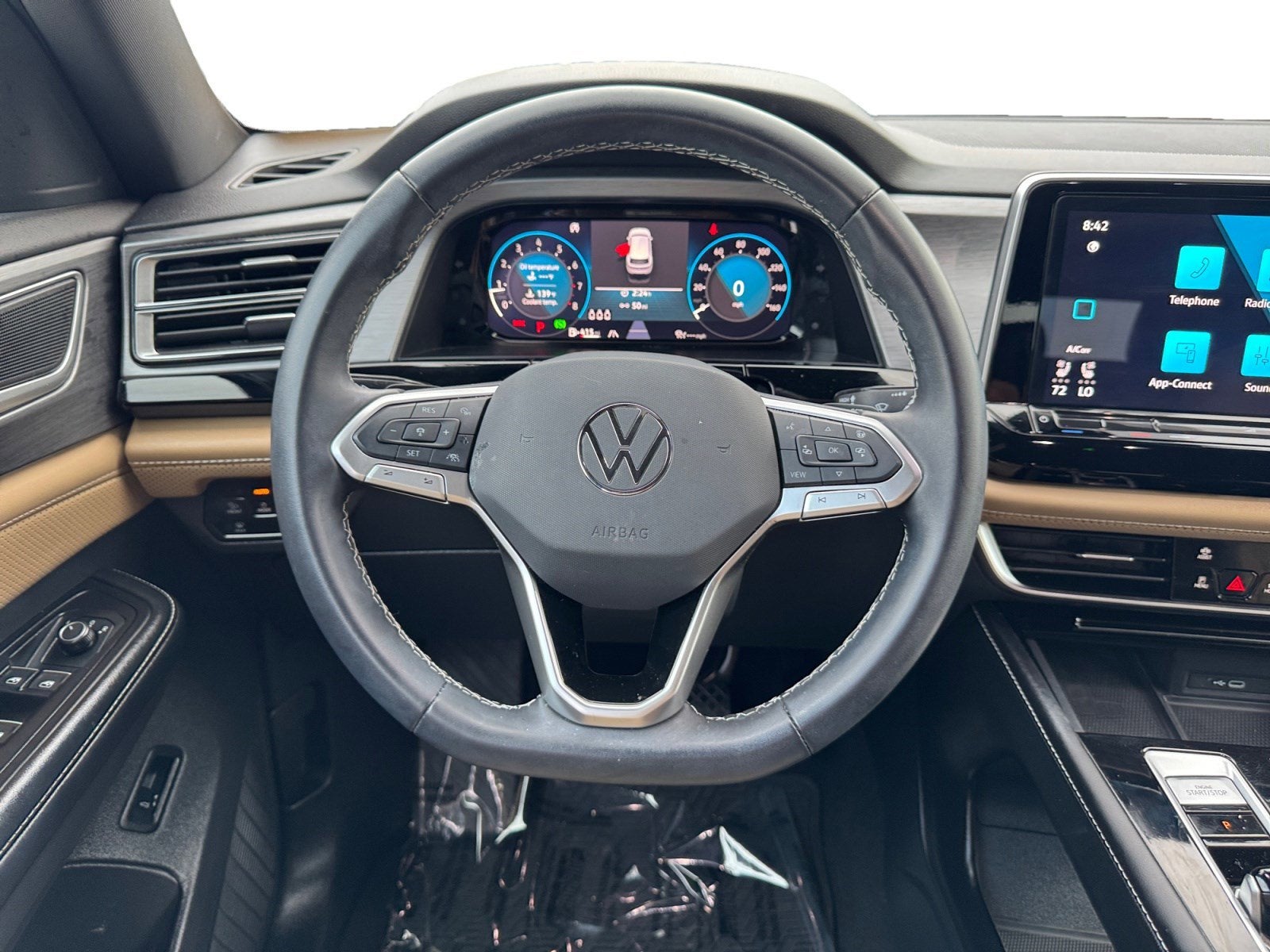 2024 Volkswagen Atlas Cross Sport 2.0T SE w/Technology