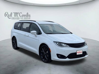 2020 Chrysler Pacifica Touring L Plus