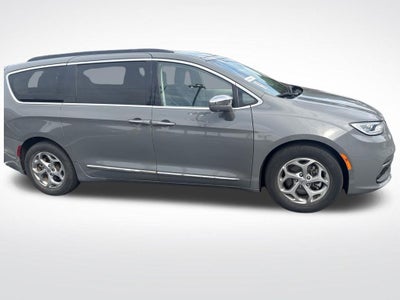 2022 Chrysler Pacifica Limited
