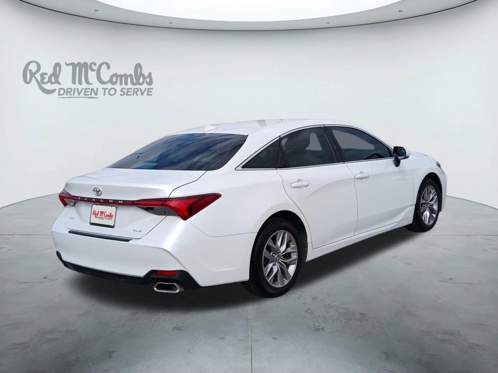 2021 Toyota Avalon XLE