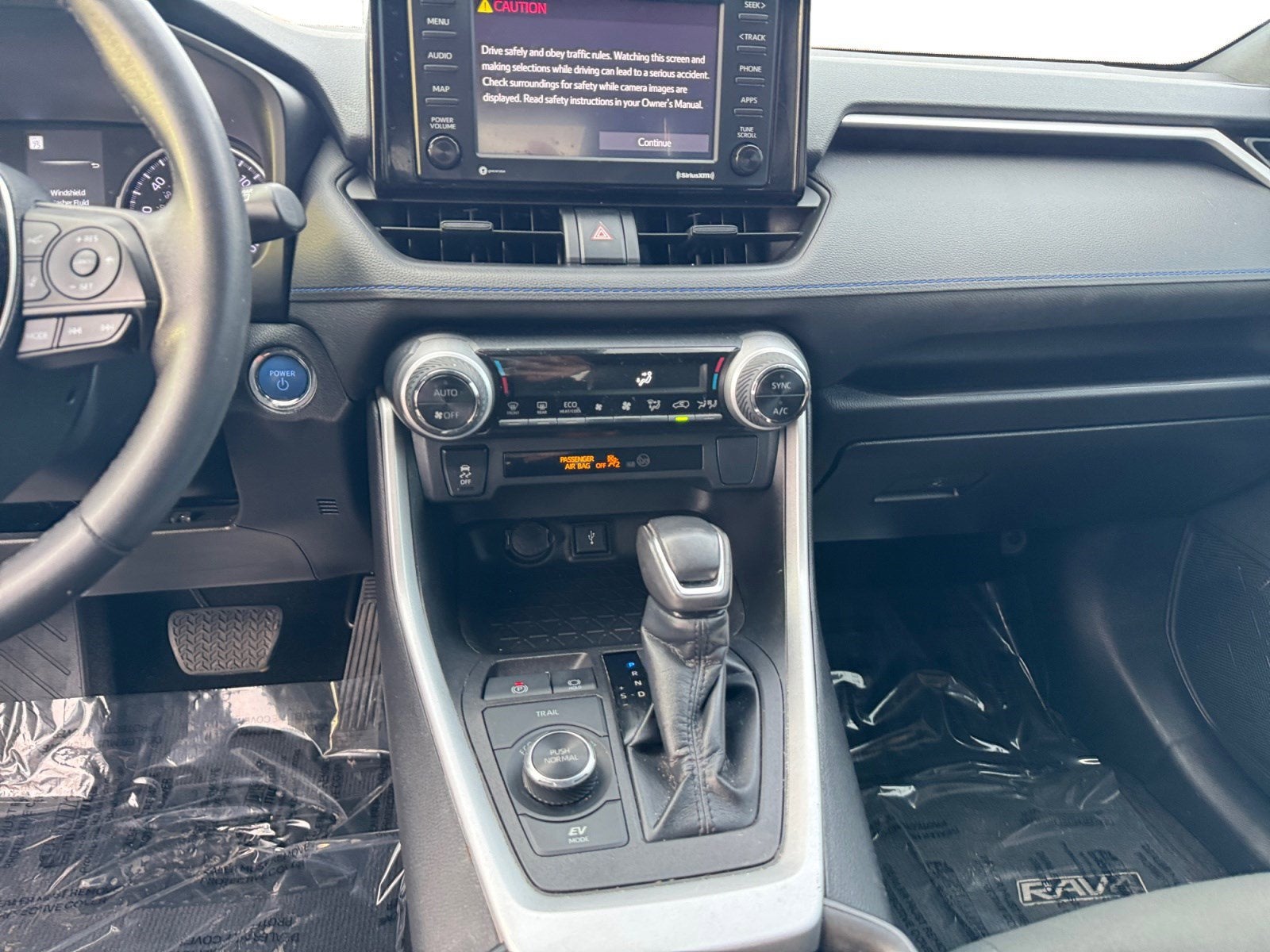 2022 Toyota RAV4 Hybrid SE