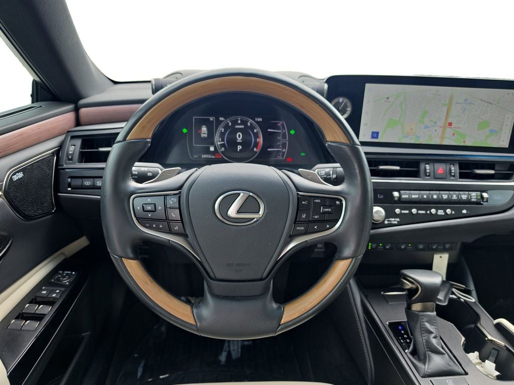 2025 Lexus ES 350 Ultra Luxury