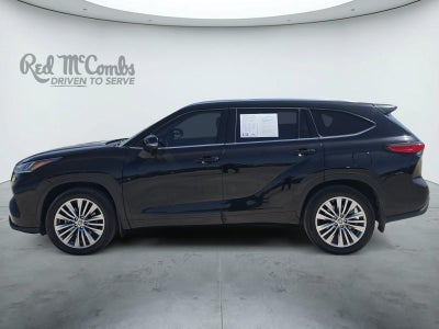 2023 Toyota Highlander Hybrid Platinum