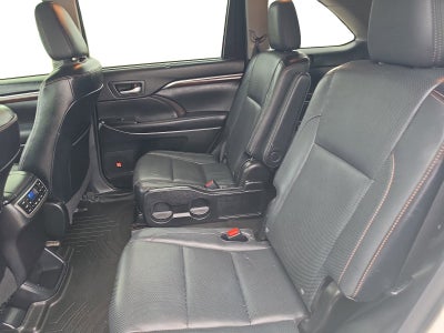 2016 Toyota Highlander Limited Platinum