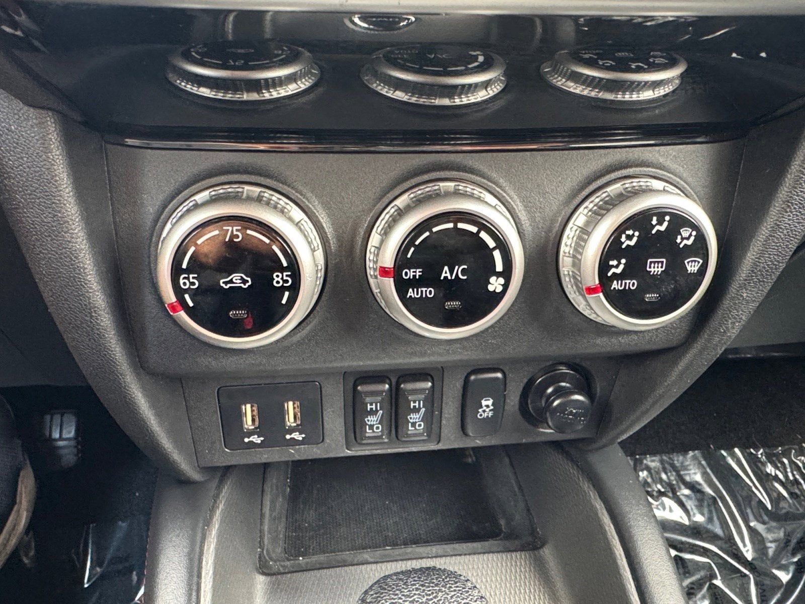 2024 Mitsubishi Outlander Sport SE