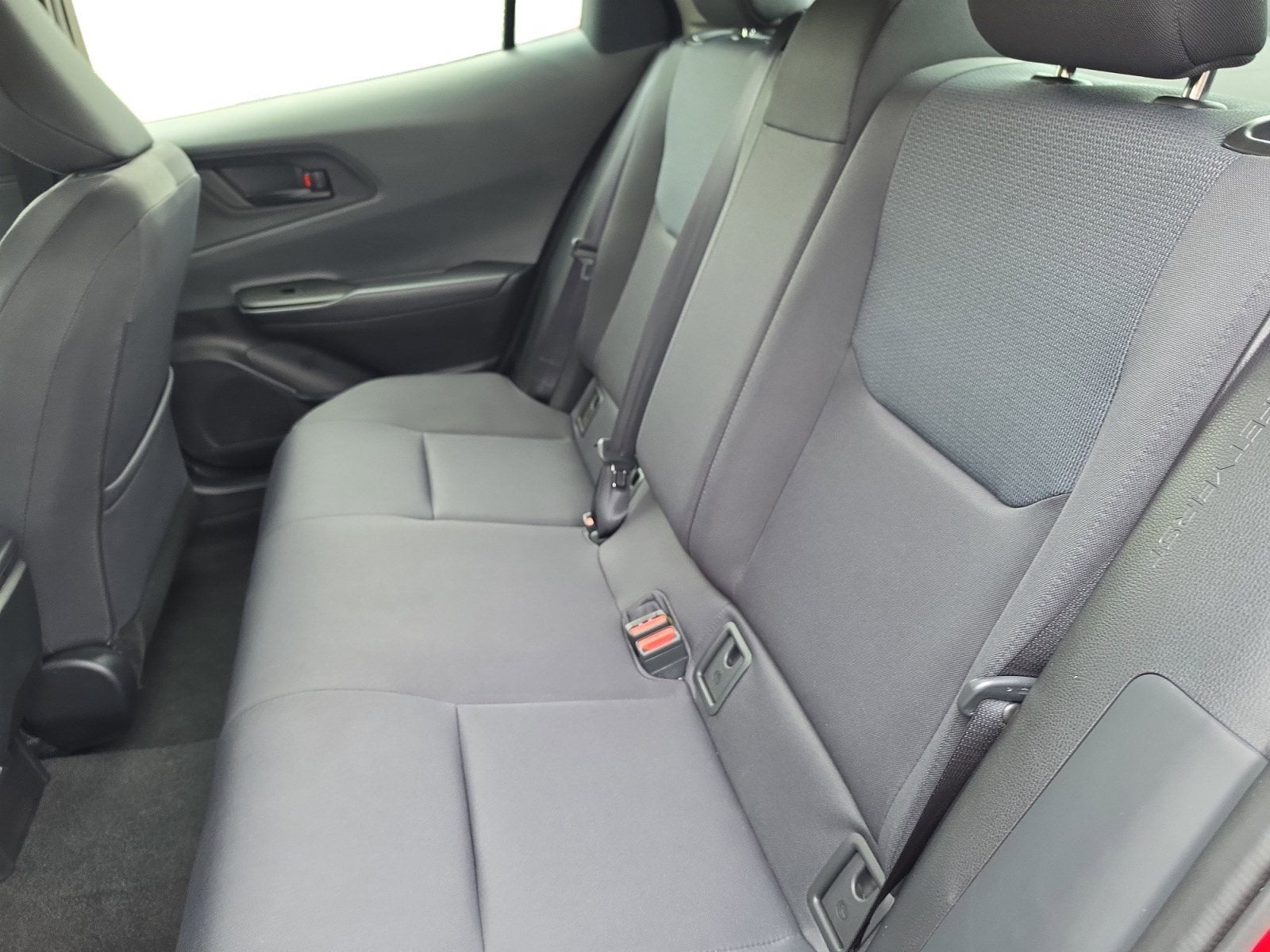 2025 Toyota Prius LE