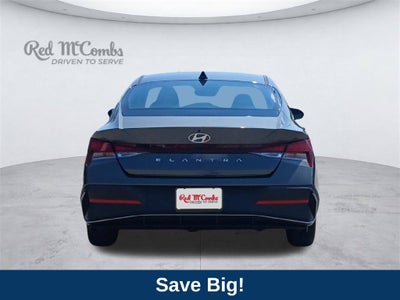 2024 Hyundai Elantra SE