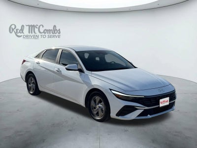 2025 Hyundai Elantra SE