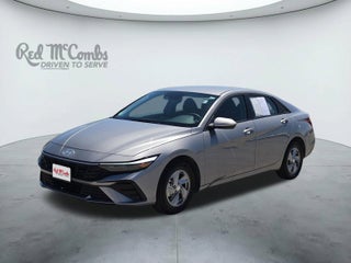 2025 Hyundai Elantra SE