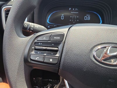 2025 Hyundai Venue SE