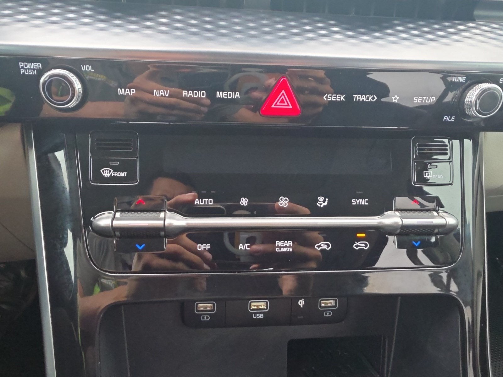 2023 Kia Carnival SX Prestige