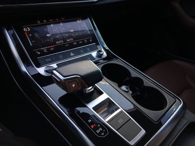 2022 Audi Q8 Premium Plus